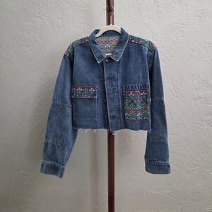 J100. Women's Embroidered Florals‎ Cropped Denim Jacket